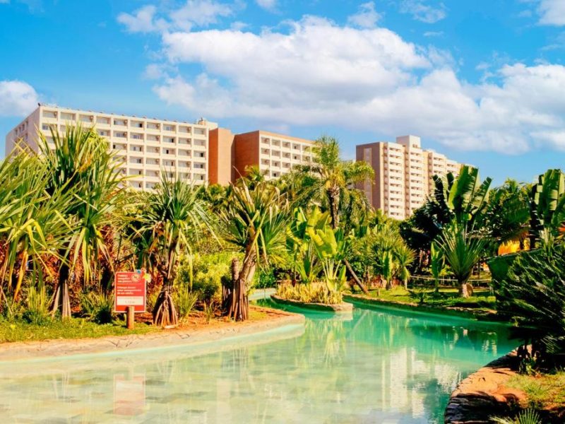 hot_beach_resort